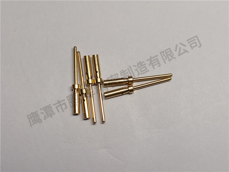 連接器金屬件